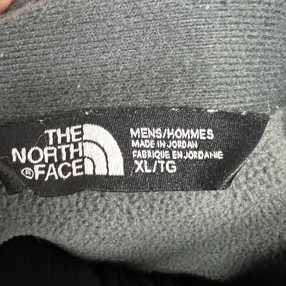 North Face Pullover Mens XL Gray‎ Quarter Zip Fleece Sweater Outdoor Casual Wear